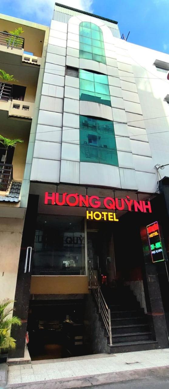 Hotel Khach San Huong Quynh Thành Pho Ho Chí Minh Esterno foto